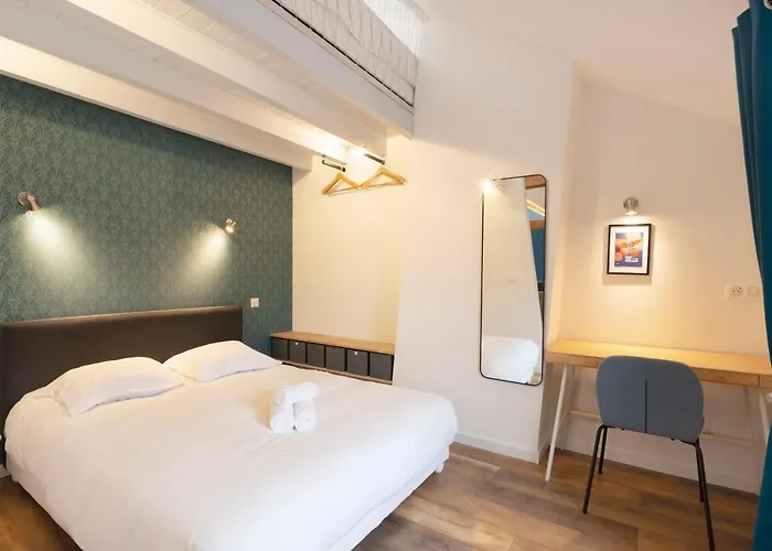 Le Favori De Montesquieu *